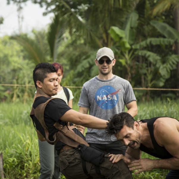 iko uwais dalam film beyond skyline