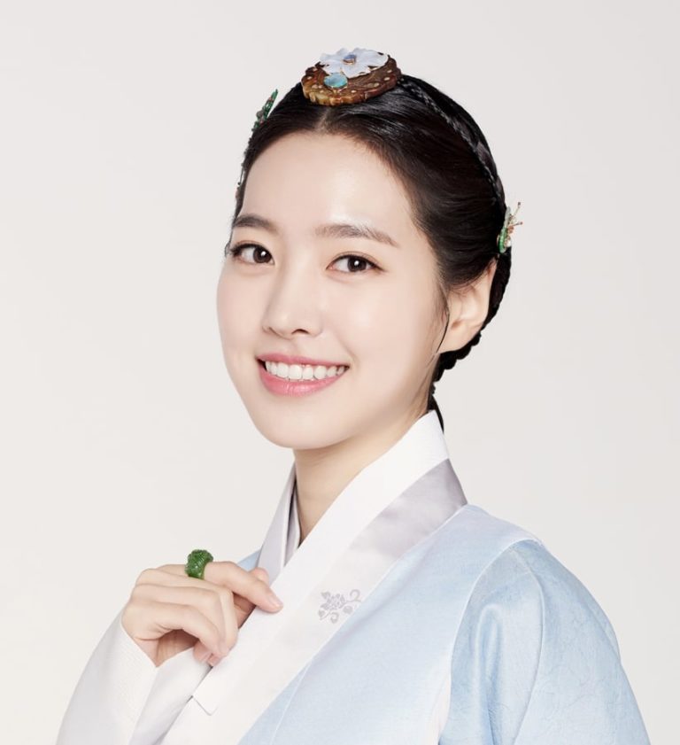 Jin Se Yeon