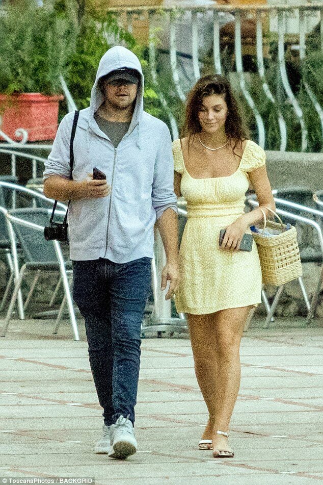 Kabar Terbaru: Aktor Leonardo DiCaprio Siap Berumah Tangga Dengan Kekasihnya