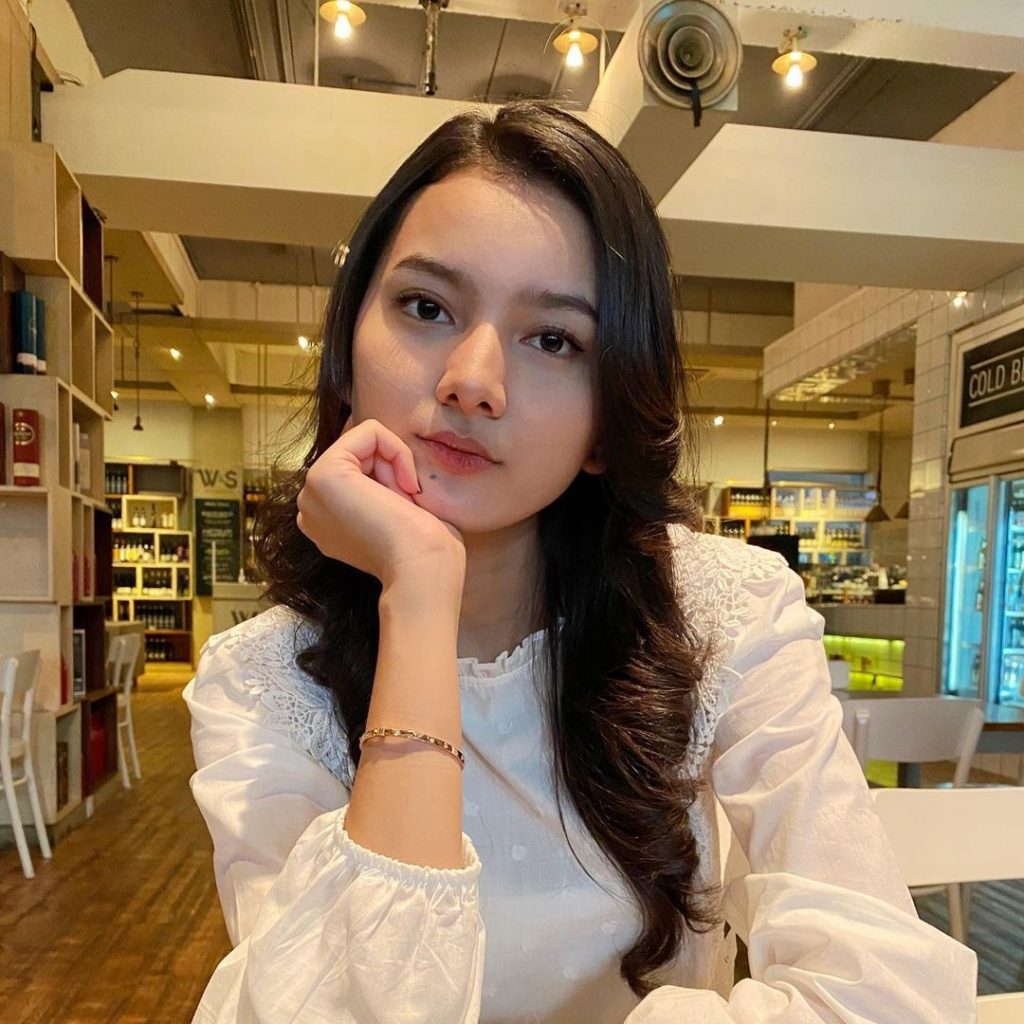 nabila zavira cantik