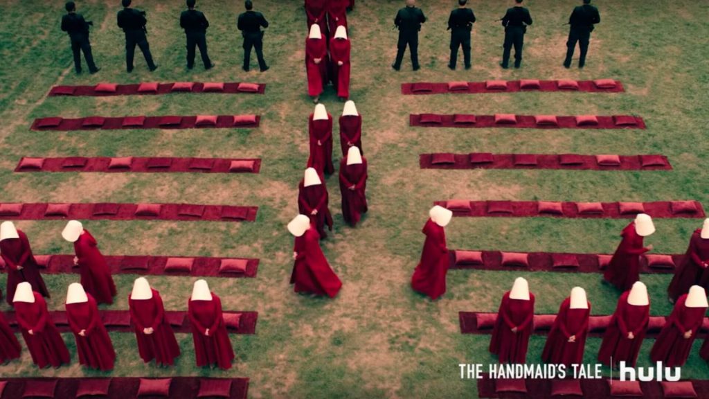 Simak Cuplikan THE HANDMAID’S TALE Serial Pemenang Tiga Penghargaan Golden Globe 2018