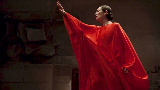 Nantikan Tayangan Film Horor Klasik Remake SUSPIRIA Di Bulan Oktober