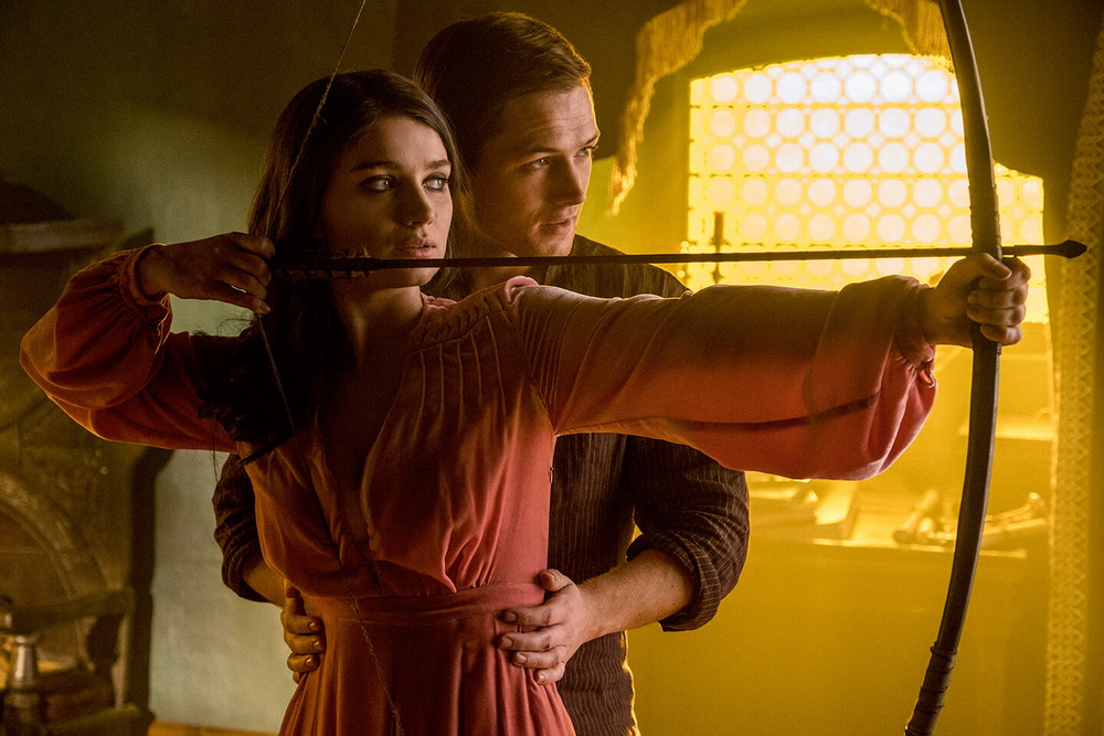 ROBIN HOOD Segera Tayang - Simak Trailer, Poster, Dan Photonya
