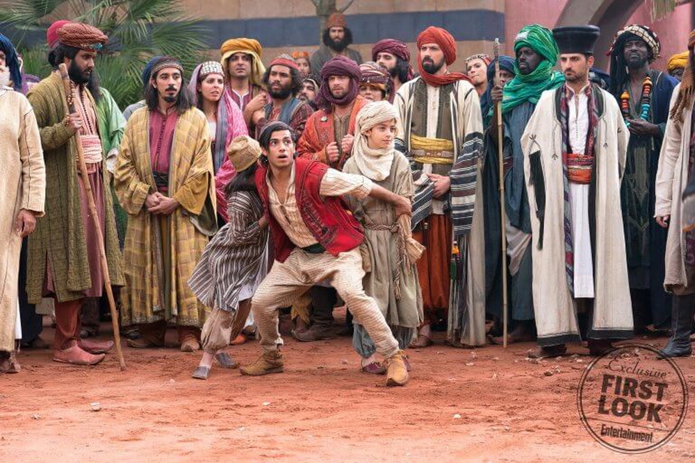 Tampilan Perdana Foto Genie Tuai Kontroversi - Live Action ALADDIN Tetap Dinanti