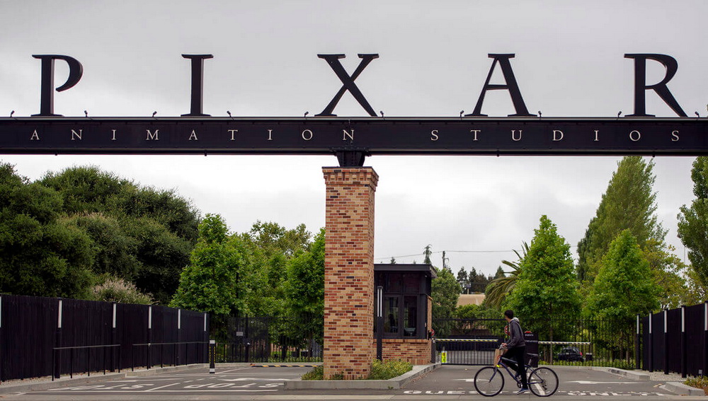 Disney Pixar Ungkap Film Fitur Animasi Mendatangnya Bertajuk ONWARD