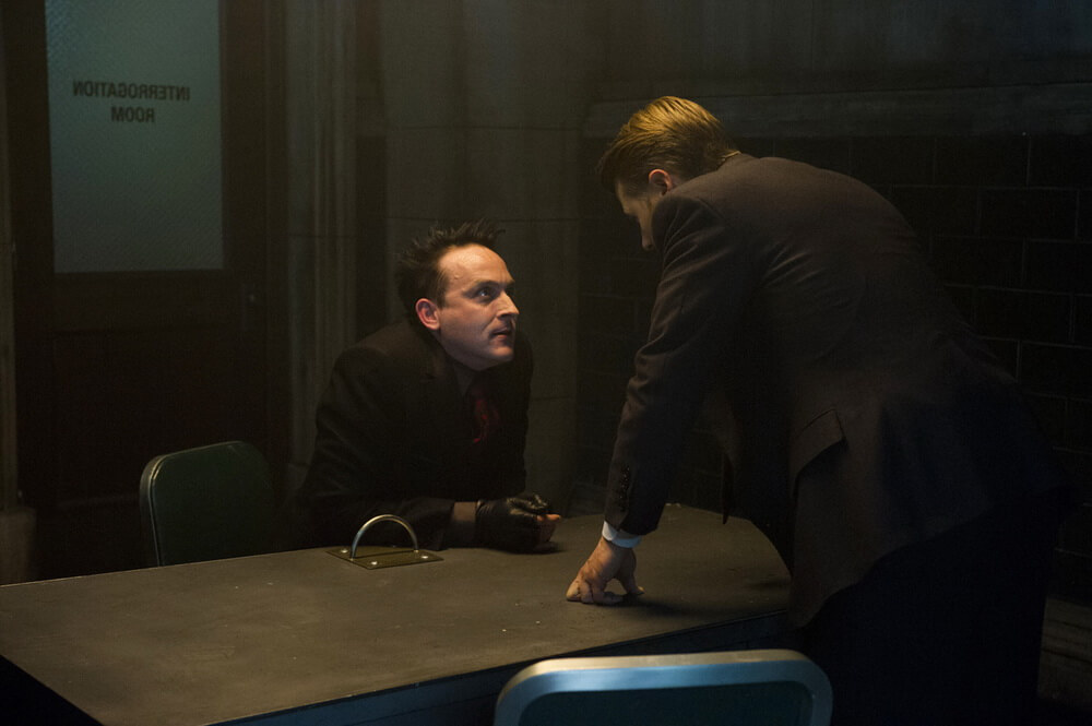 FOX Rilis Foto Promosi Dan Sinopsis GOTHAM Episode Pena Dura