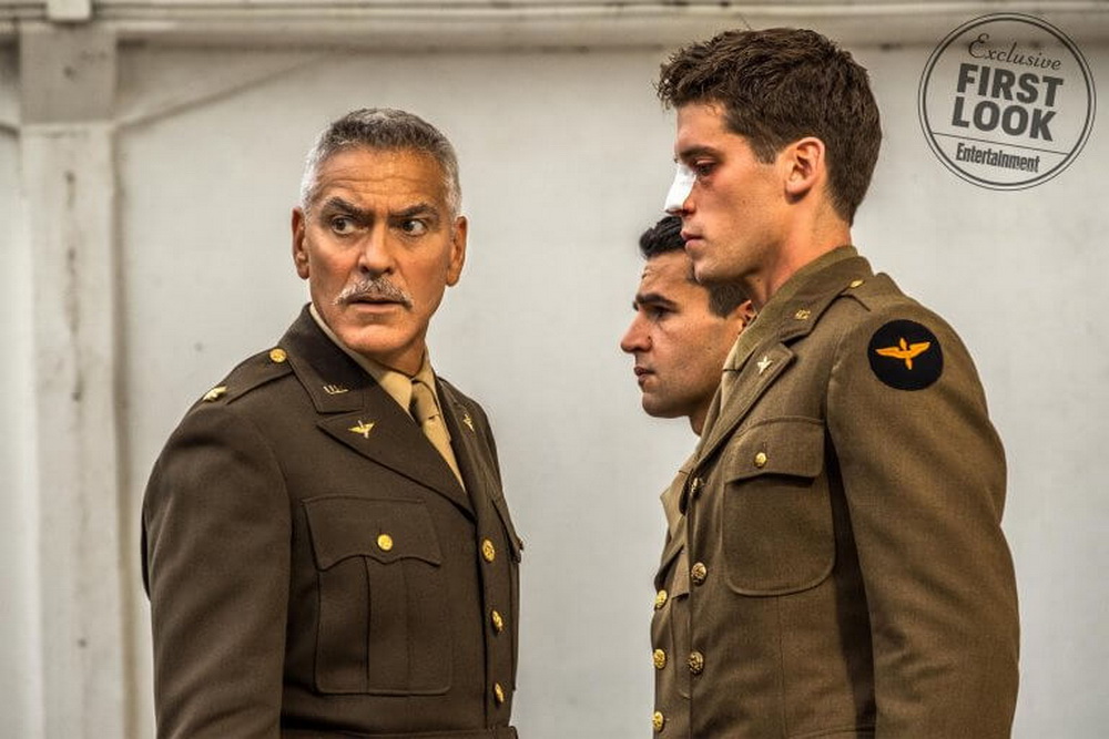 Eksklusif Catch 22 Dibintangi oleh Theo James, George Clooney, dan Kyle ChandlerFirst Look TV Show Paling Diantisipasi Tahun 2019 - Bagian 1