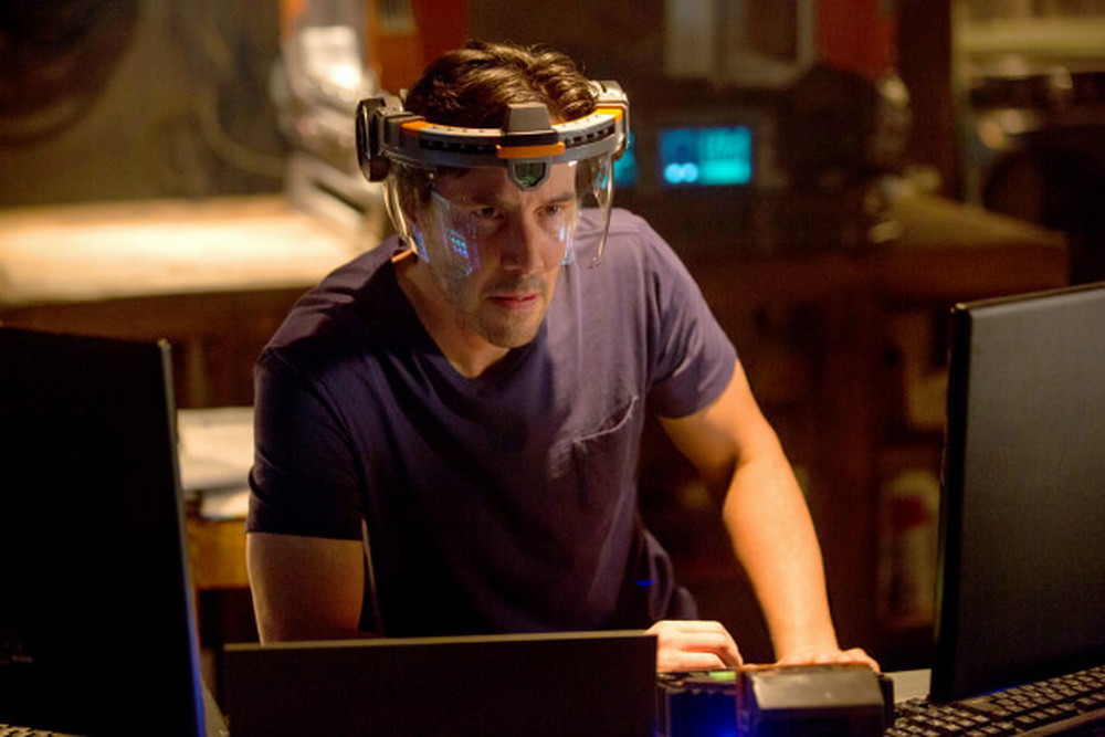 REPLICAS - Film Terbaru Keanu Reeves Tayang Hari Ini