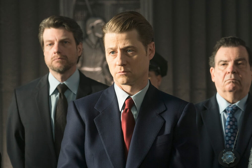 GOTHAM Episode They Did What? Gordon Hidupkan Musuh