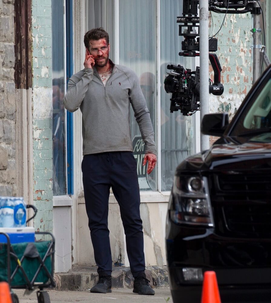 Liam Hermsworth Bintangi Serial Terbaru “Dodge & Miles”