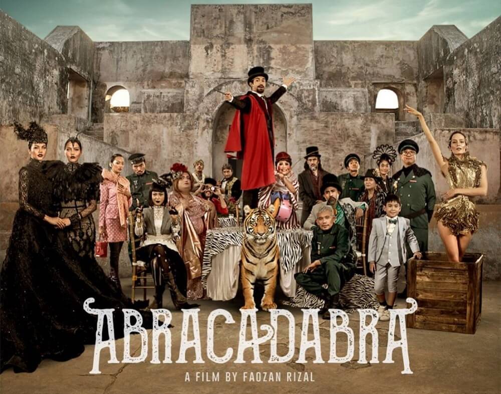 Reza Rahadian Jadi Pesulap Di Film “Abracadabra”