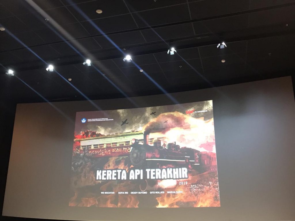 poster kereta api terakhir