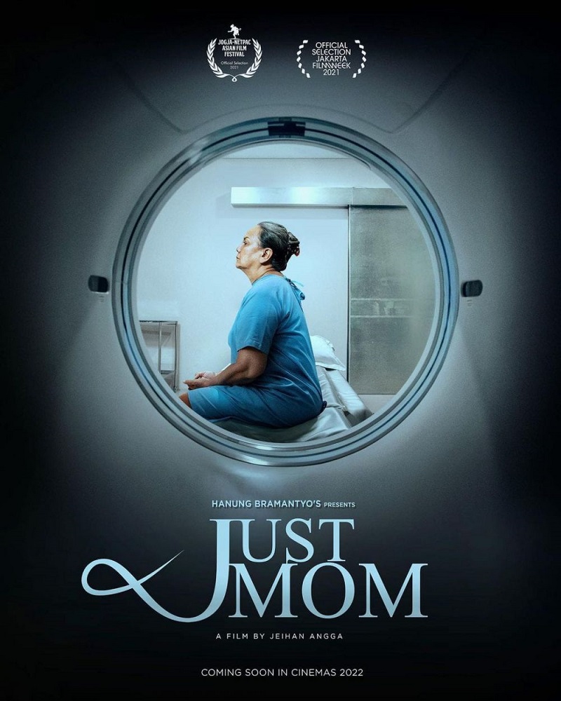Poster Pertama Just Mom Film