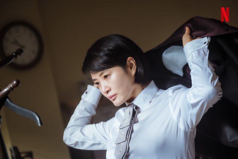Kim Hye Soo sebagai Shim Eun Seok - Juvenile Justice