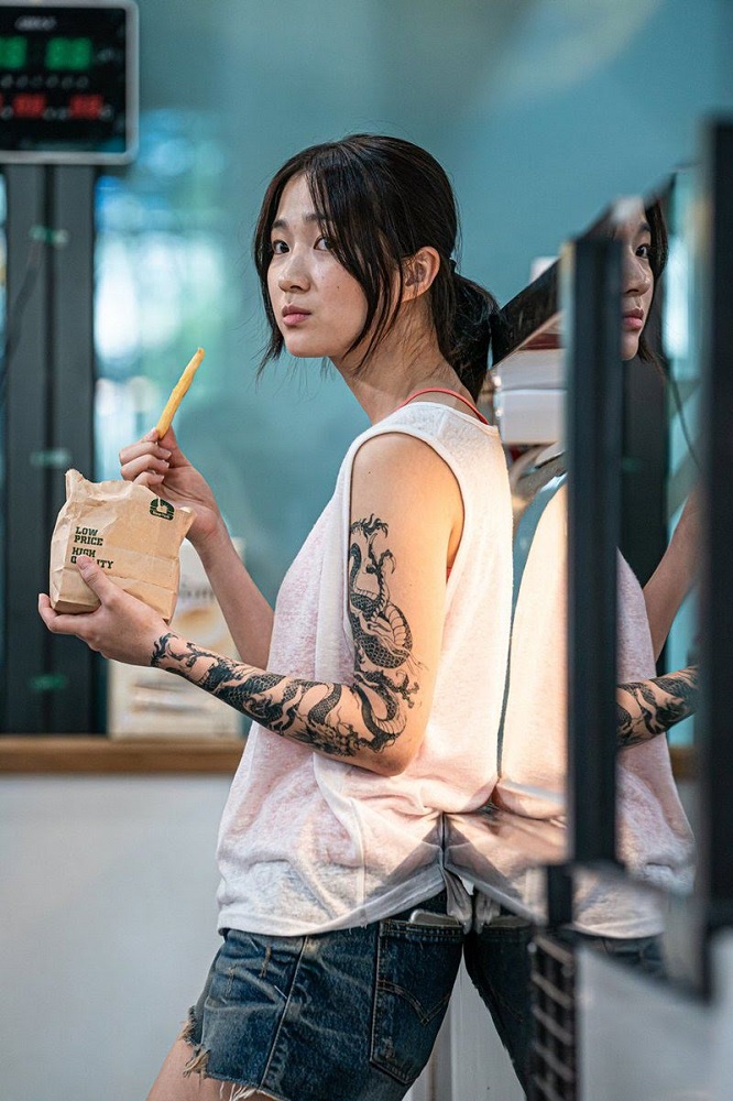 Kim Hye Yoon - The Girl on a Bulldozer