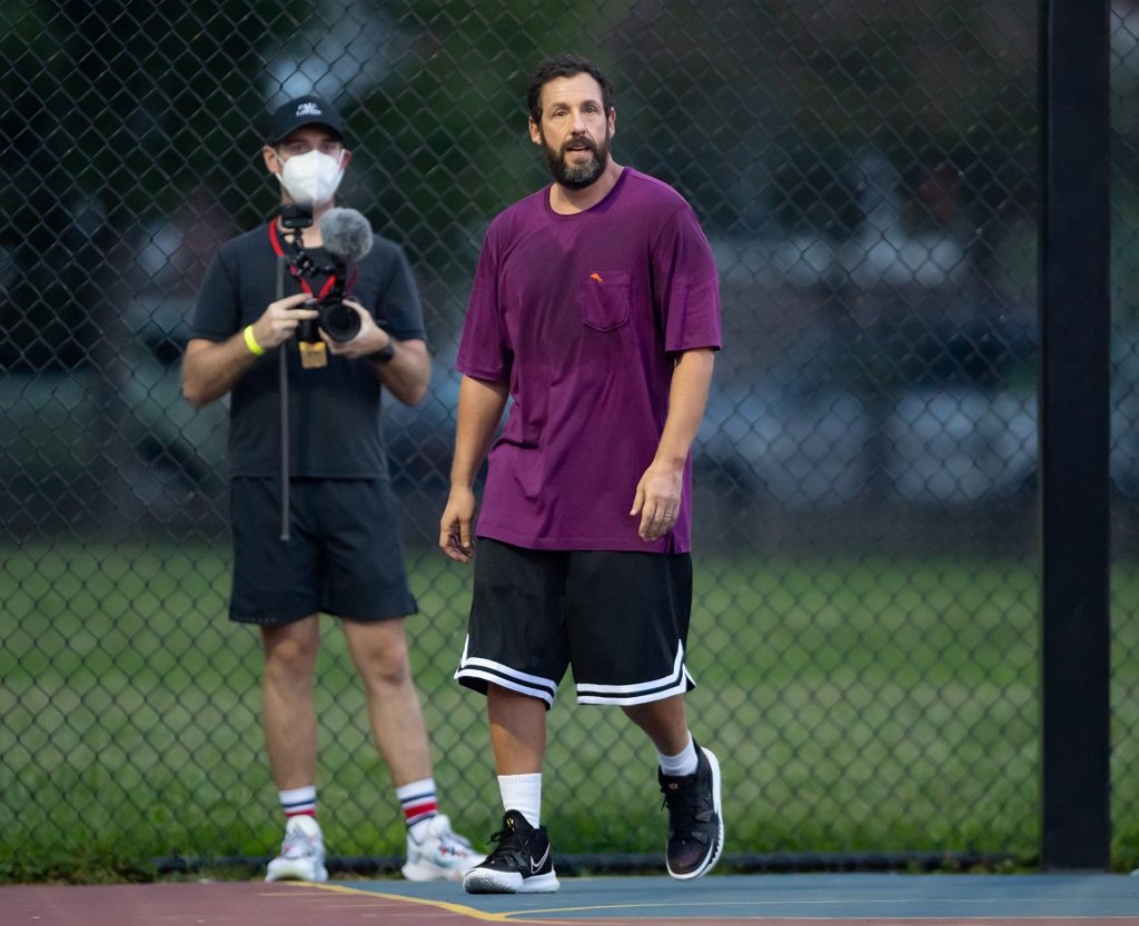 Adam Sandler dalam hustle
