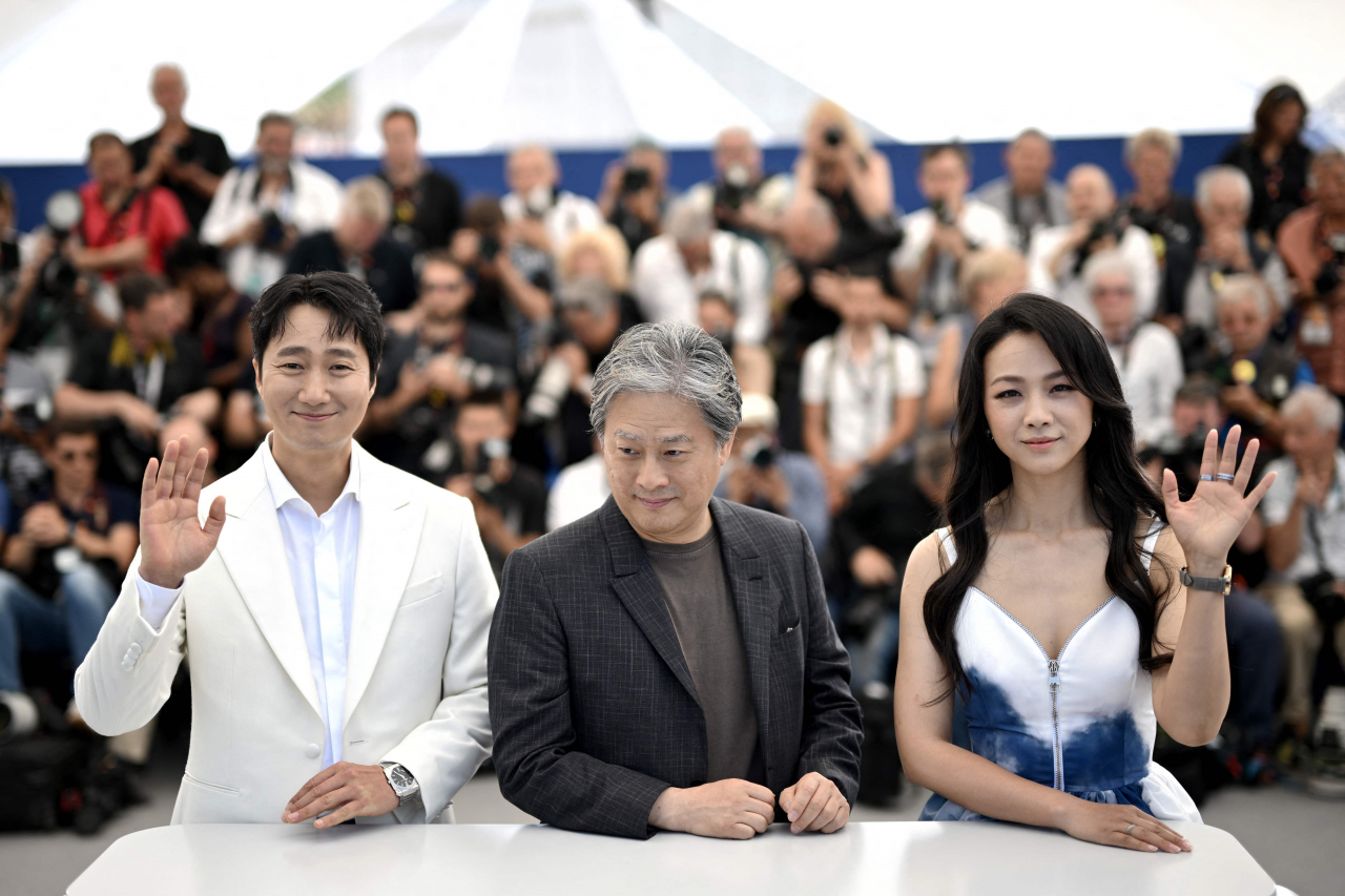 Park Hae Il, Park Chan Wook, Tang Wei - film decision to leave