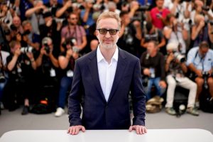 Sutradara James Gray