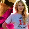 Taylor Swift Debut Penyutradaraan Film