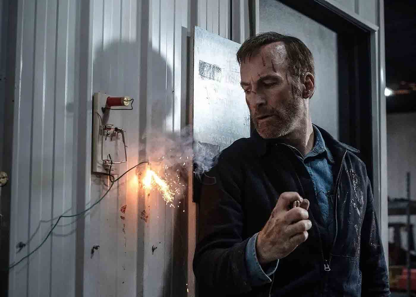 Review Film Nobody