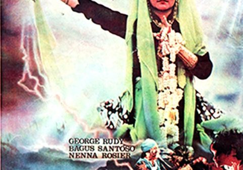Poster film horor Bangunnya Nyi Roro Kidul garapan Sisworo Gautama Putra dibintangi oleh Suzzanna. Sangat penuh dengan propaganda pemerintah