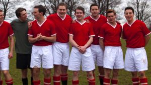 Para Busby Babes yang terdiri dari Duncan Edwards, David Pegg, Mark Jones, serta Bobby Charlton. Sebagian tewas saat kecelakaan pesawat di Munich