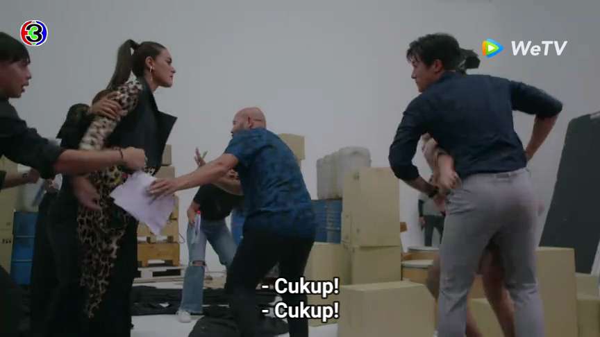 Sinopsis The Unidentical Twins Episode 5