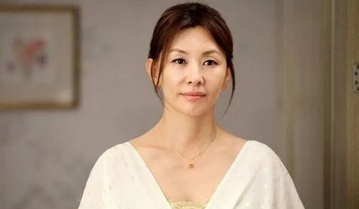 Sosok Lee Mi Sook