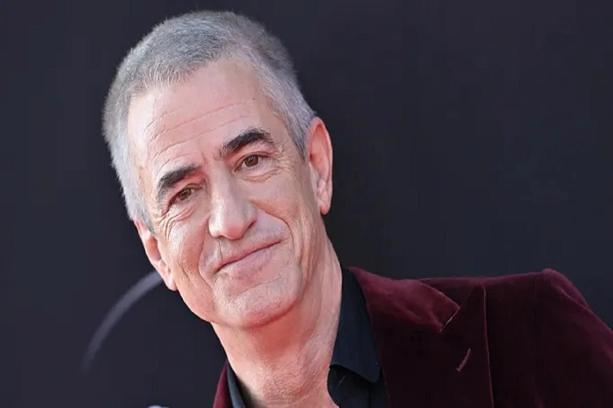 Dermot Mulroney
