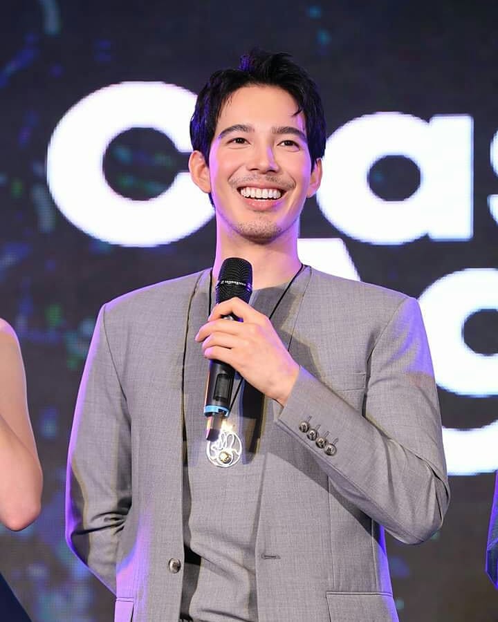 Pemeran The Cheery Lee, Village Headman, Drama Thailand Komedi 2023