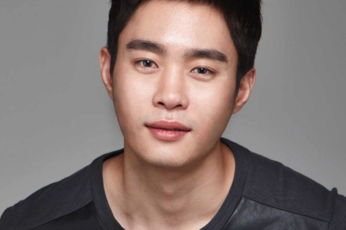 Pemeran Believer 2: Cho Jin Woong - Kim Dong Young