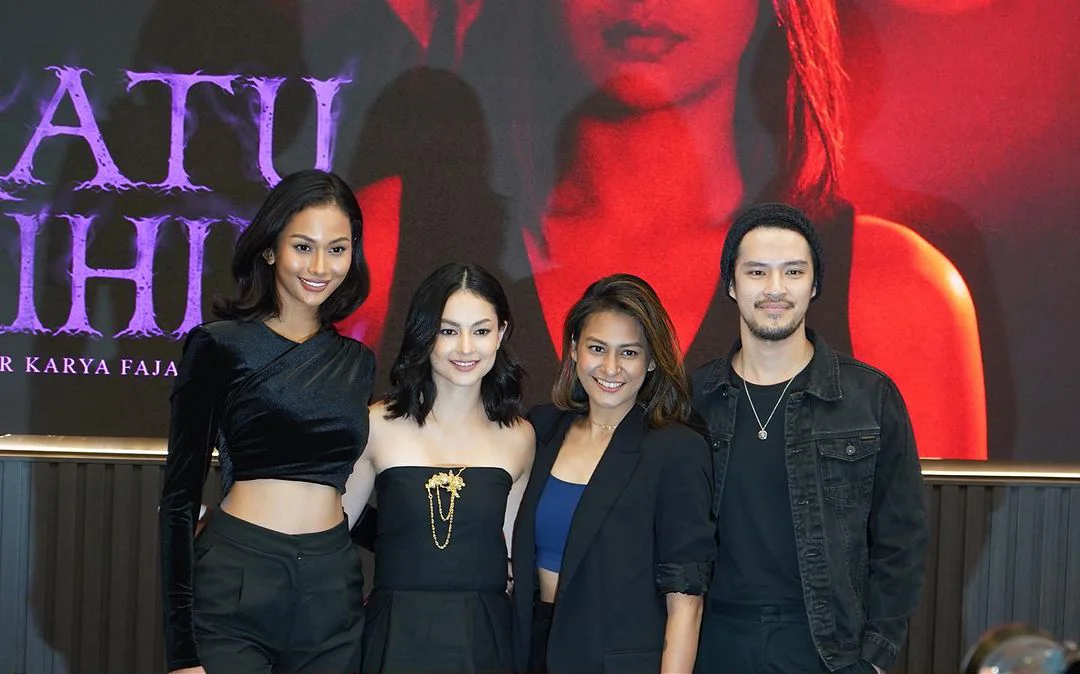 pemeran film ratu sihir