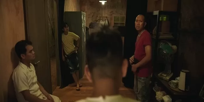 Review Film Agak Laen
