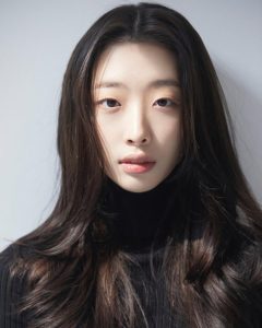 Profil Lee Chae Min dan Ryu Da In, Resmi Berpacaran!