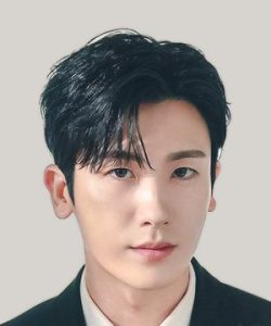 Profil Park Hyung Sik, Akan Membintangi Drama Treasure Island