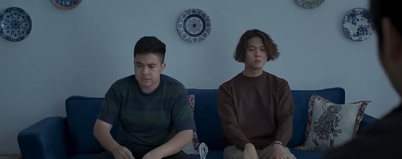 Review Perayaan Mati Rasa
