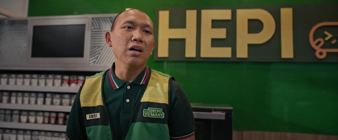 Review Keluarga Super Irit