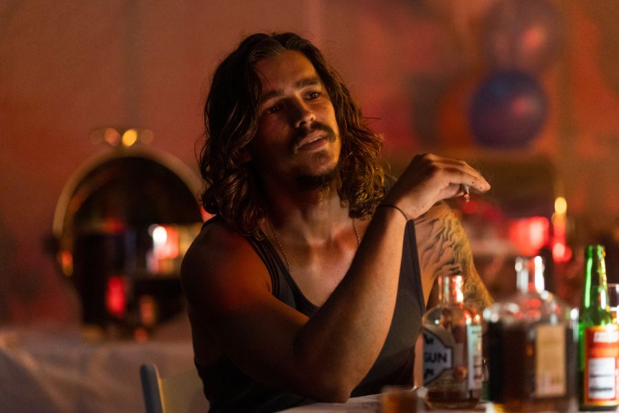 Review We Bury the Dead