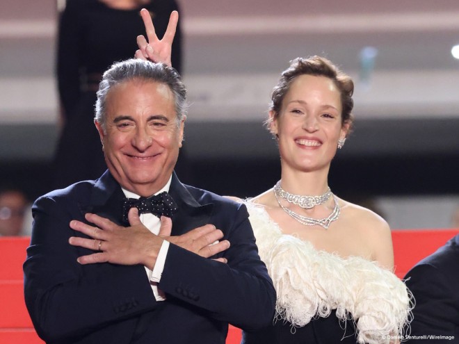 Andy Garcia dan Vicky Krieps