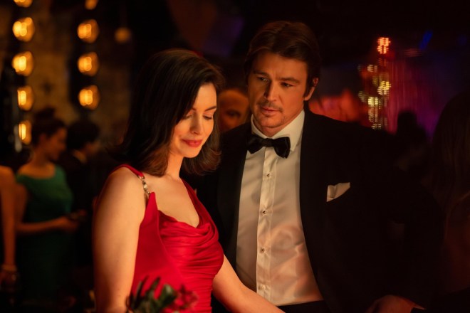 Anne Hathaway dan Josh Hartnett - Pemeran Verity