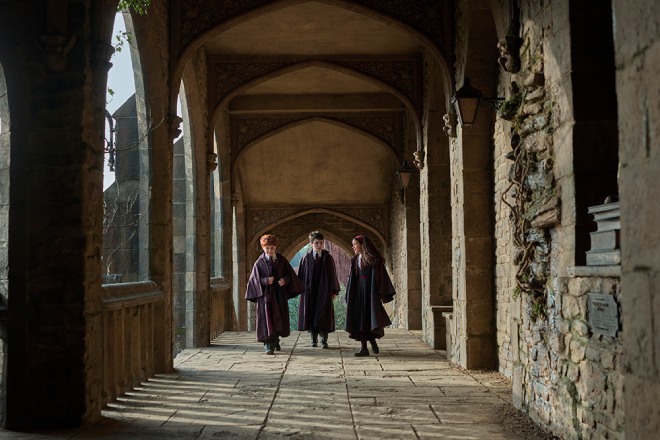 Serial Harry Potter and the Philosopher’s Stone