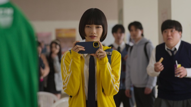 Ai Mikami di Viral Hit