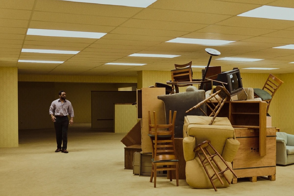 Review Backrooms