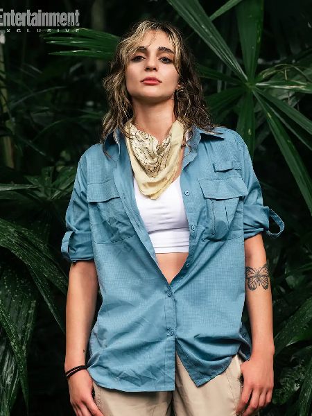 Sarah Awad di Outlast: The Jungle