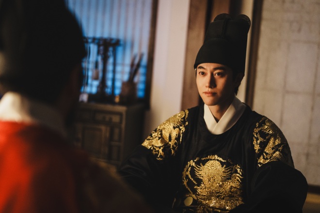 Kwak Dong Yeon di The East Palace