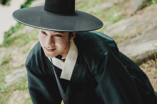 Lee Hong Nae di The East Palace