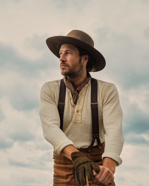 Luke Bracey di Little House on the Prairie
